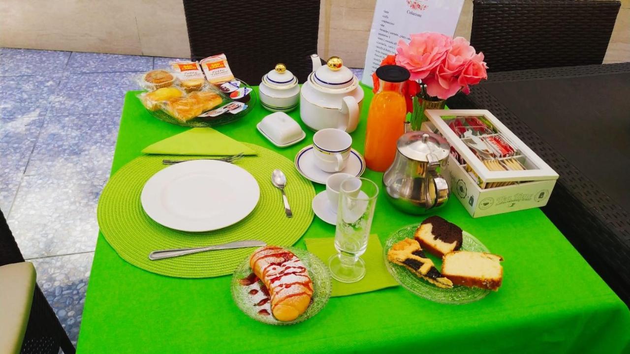 Il Roseto Bed & Breakfast Фрозиноне Екстериор снимка