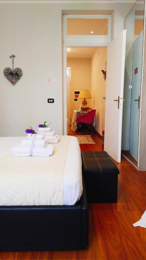Il Roseto Bed & Breakfast Фрозиноне Екстериор снимка