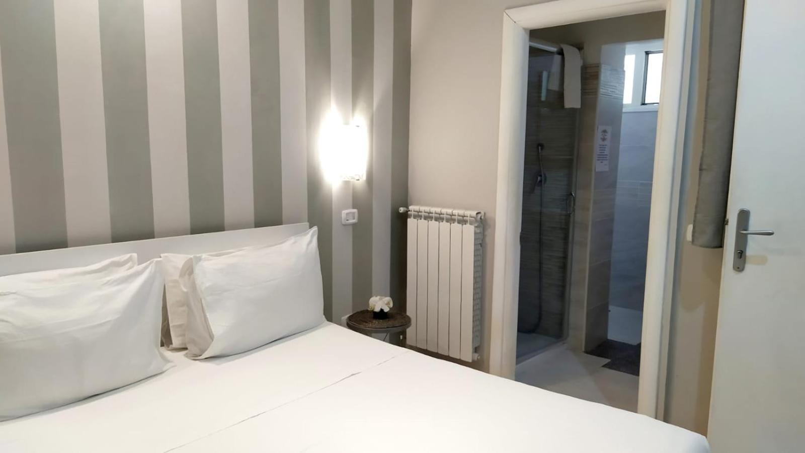Il Roseto Bed & Breakfast Фрозиноне Стая снимка