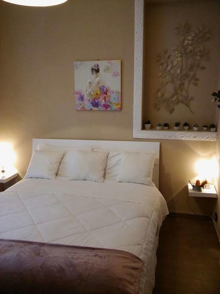 Il Roseto Bed & Breakfast Фрозиноне Екстериор снимка