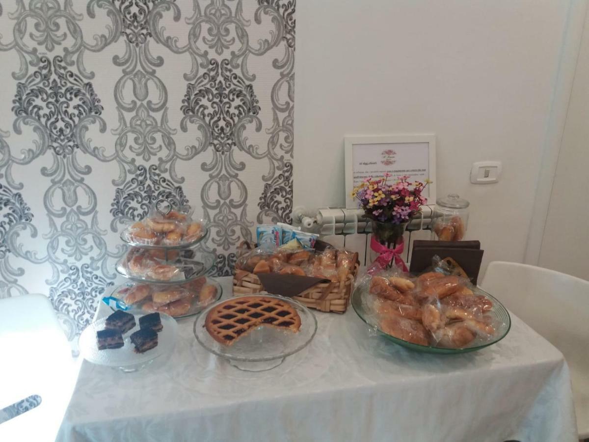 Il Roseto Bed & Breakfast Фрозиноне Екстериор снимка